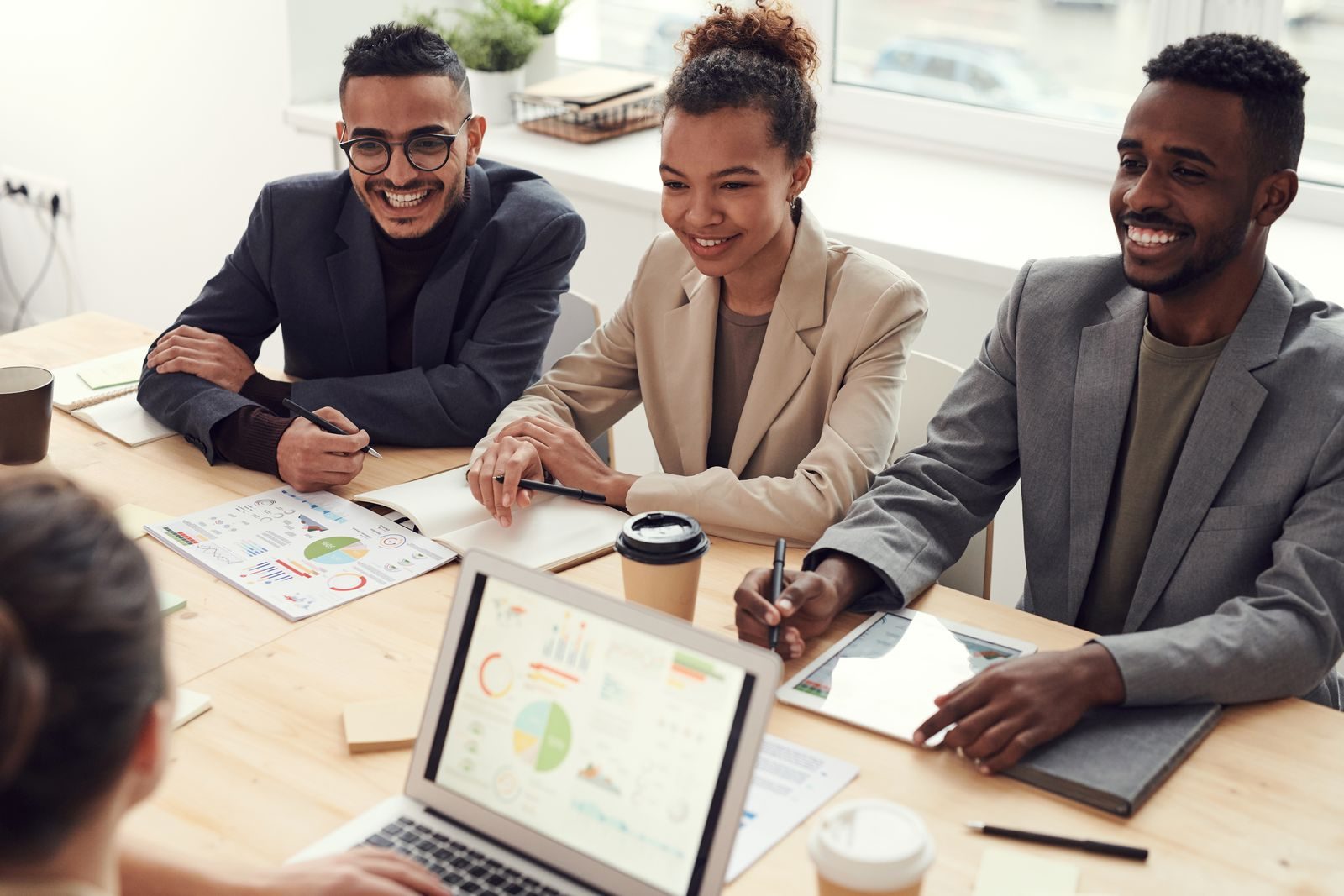 Digital Edge Solutions collaborating with a client